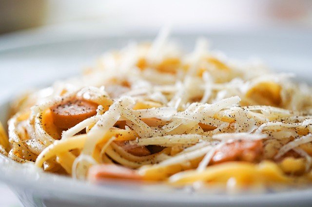 Spaghetti carbonara w ciąży – czy można je jeść w ciąży?